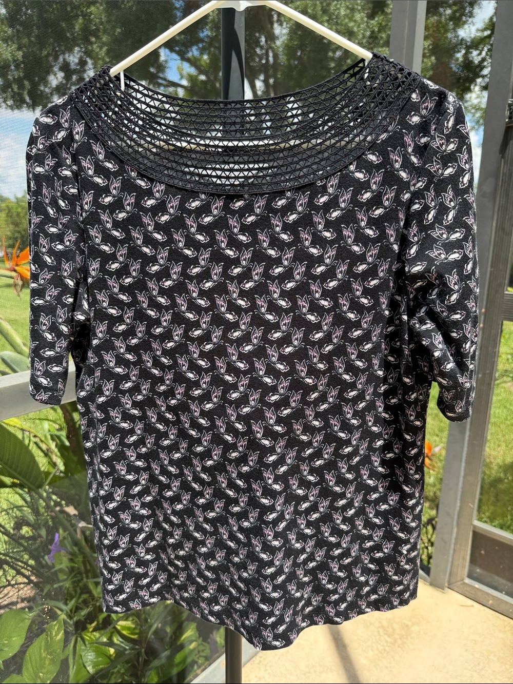 Cotton Black Butterfly Patterned Short-Sleeve Top with Decorative Neckline